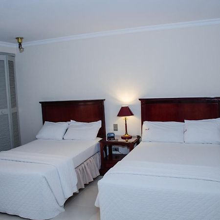 Apart Hotel Toborochi Santa Cruz de La Sierra Bagian luar foto